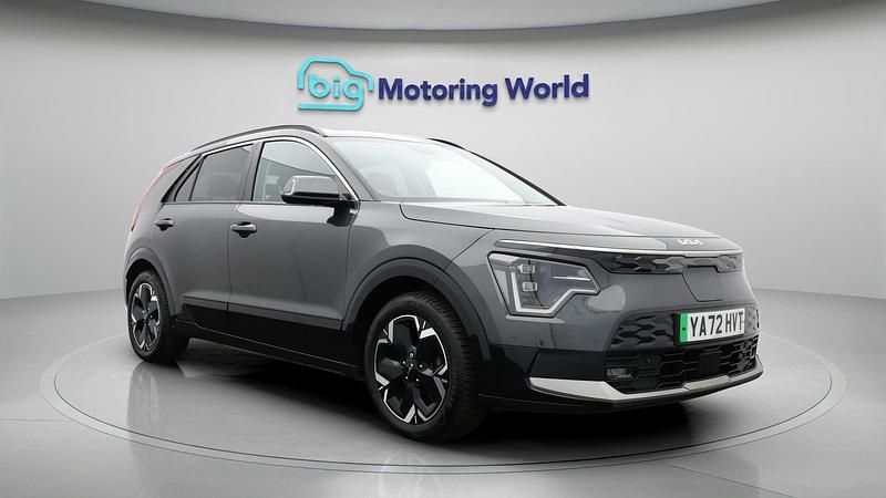 Grey Used 2023 Kia e-Niro SUV | £18,800 (Fair price) - Image 1/4