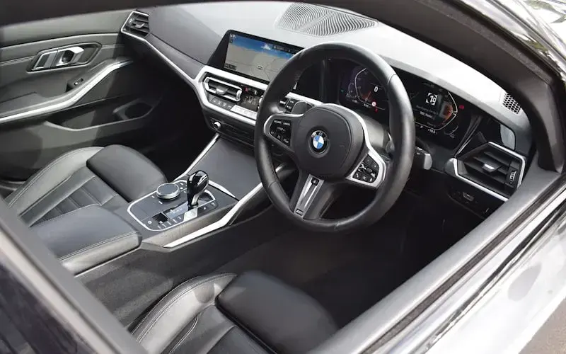 Used BMW 320 M Sport 190 HP (139 kW) 2022 Grey Sedan