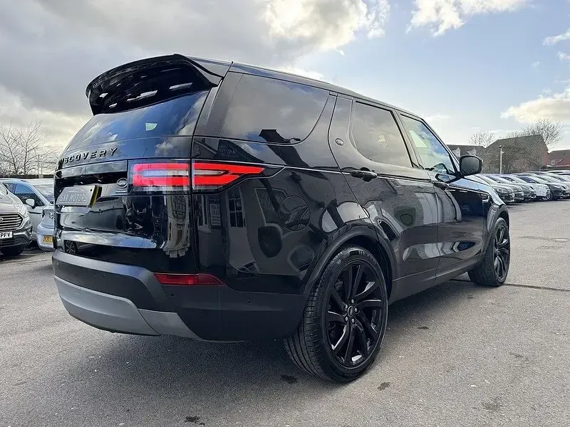 Used Land Rover Discovery 5 HSE Luxury 2019 Black SUV