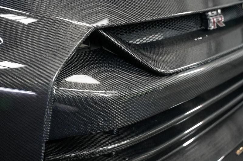 Used Nissan GT-R Premium Edition 530 HP (389 kW) 2011 Grey Coupe