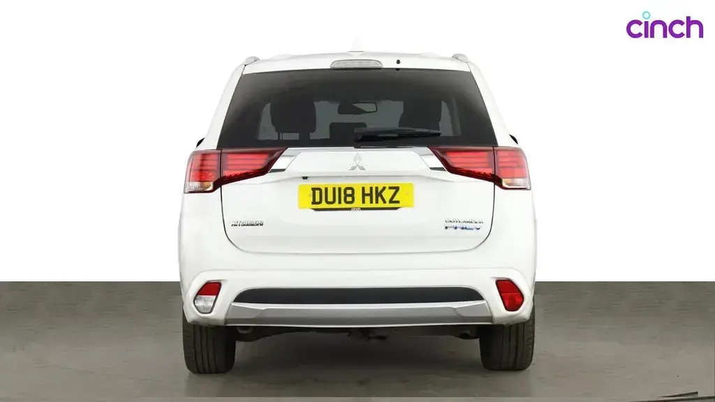 Used Mitsubishi Outlander P-HEV 2018 White SUV