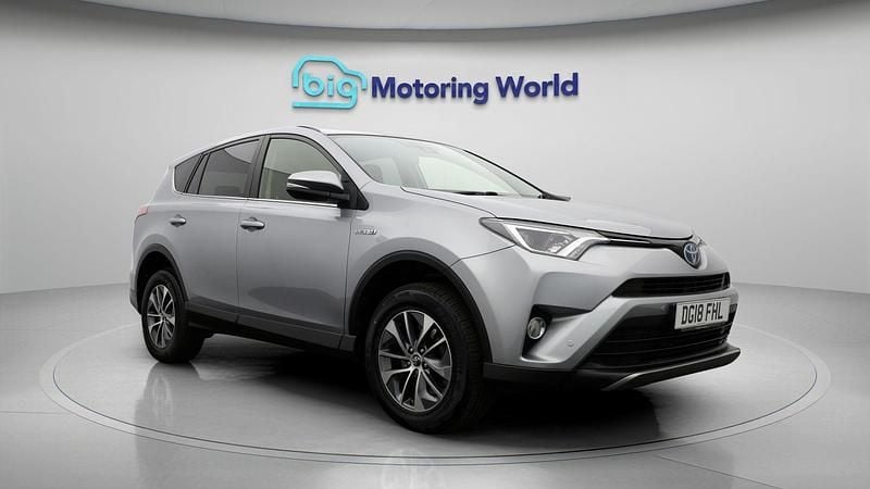Used Toyota RAV4 Hybrid 197 HP (144 kW) 2018 SUV