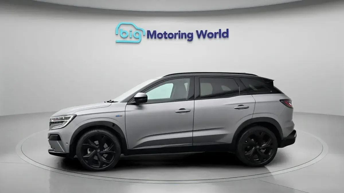Usado Renault Austral Techno Esprit Alpine 2023 Cinzento SUV