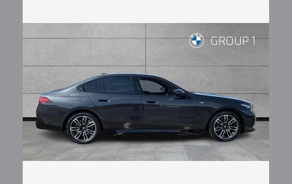 Used BMW 550e M Sport 482 HP (354 kW) 2025 Grey Sedan