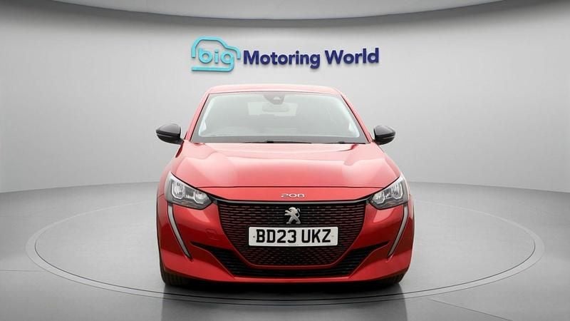 Used Peugeot e-208 Allure+ 100 kW (136 HP) 2023 Red Hatchback