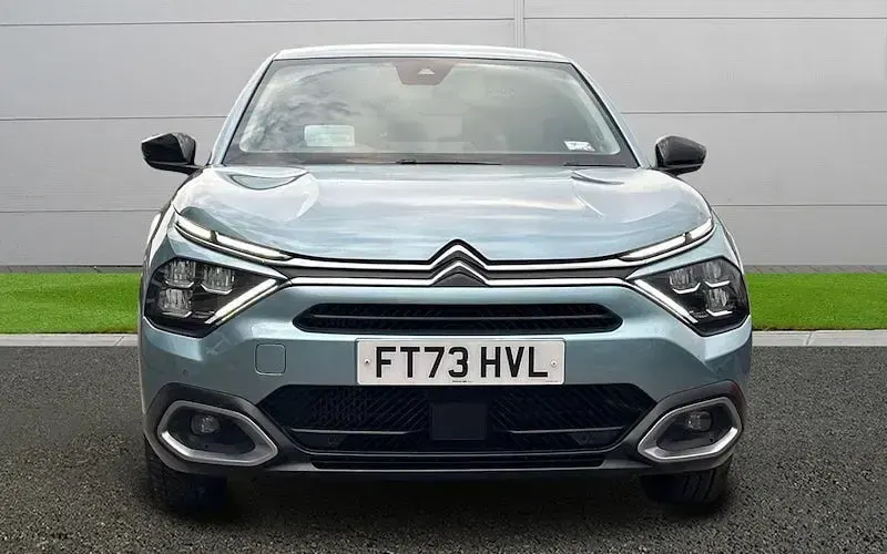 Used Citroën C4 PureTech 131 HP (96 kW) 2024 SUV