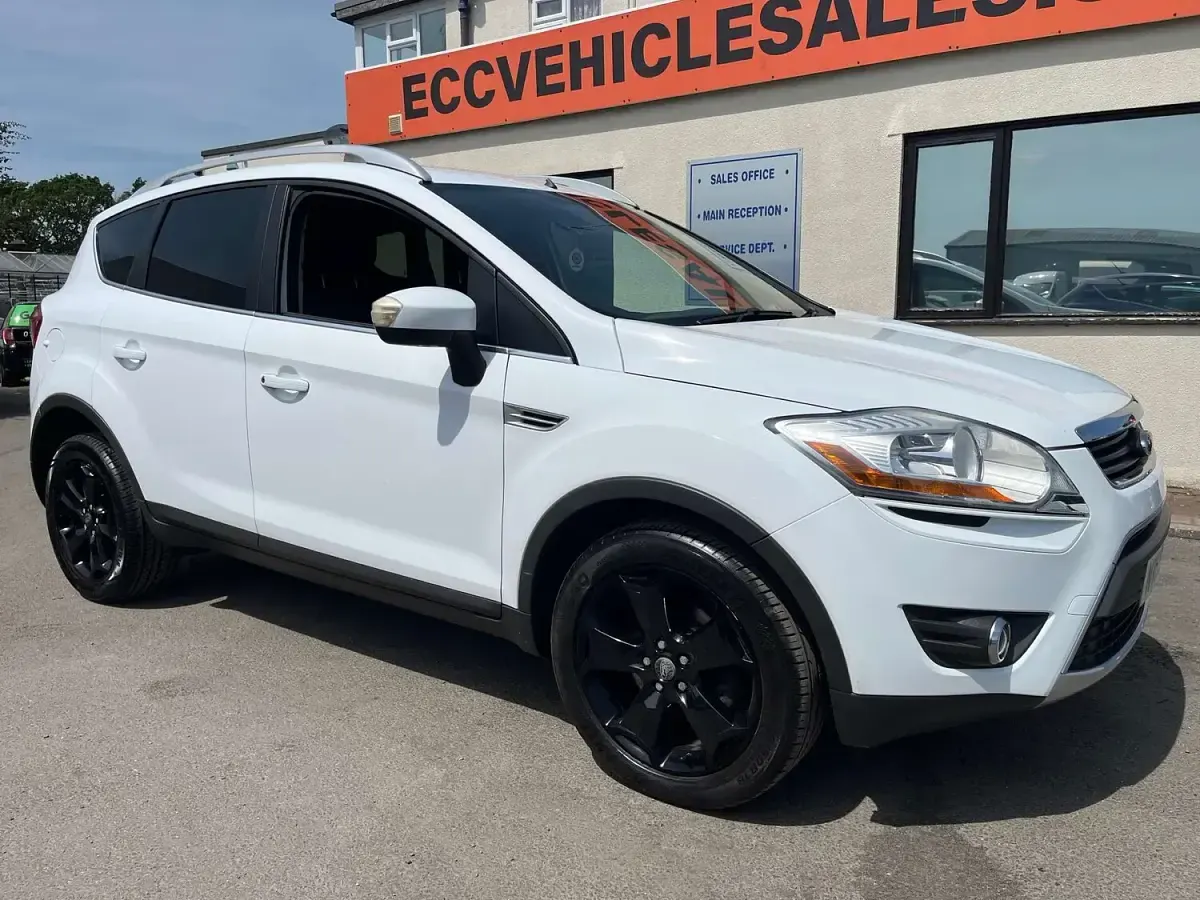 Used Ford Kuga Zetec 136 HP (100 kW) 2009 White SUV