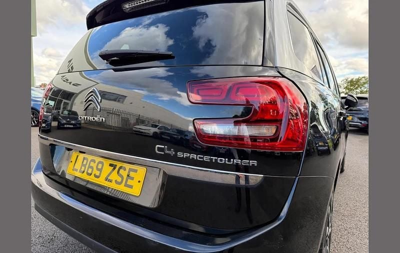 Black Used 2019 Citroën C4 SpaceTourer Feel MPV | £13,000 (Fair price) - Image 1/4