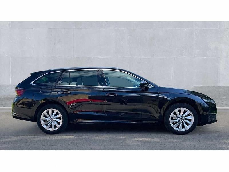 Used Skoda Octavia SE L 147 HP (108 kW) 2025 Black Estate