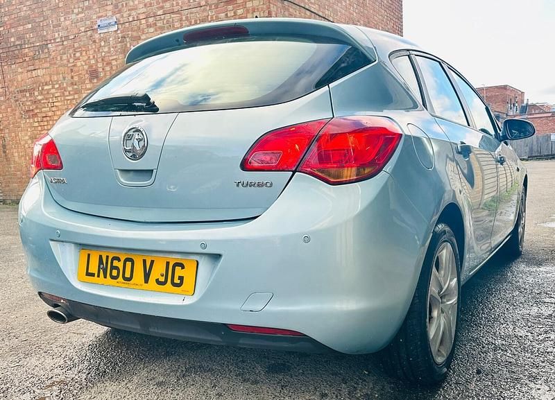 Used Vauxhall Astra 2010 Blue Hatchback