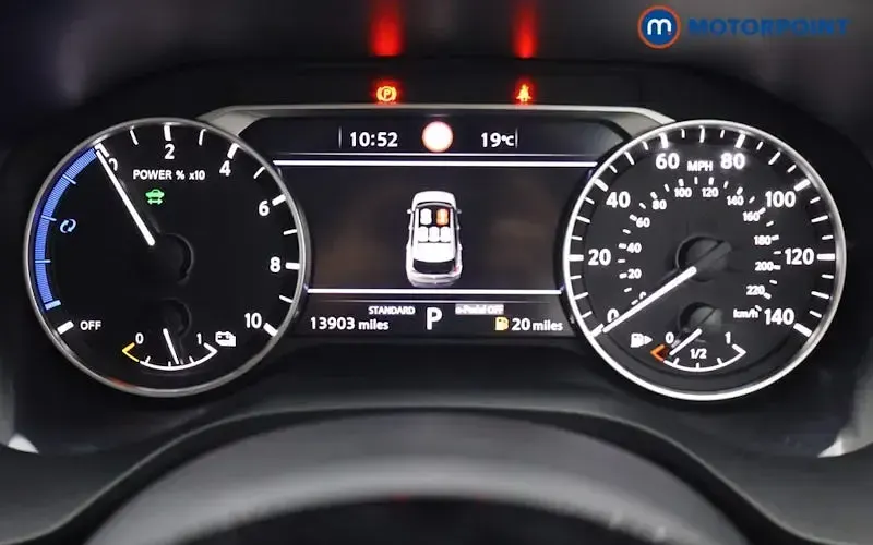 Used Nissan X-Trail Acenta Premium 213 HP (156 kW) 2023 Silver SUV