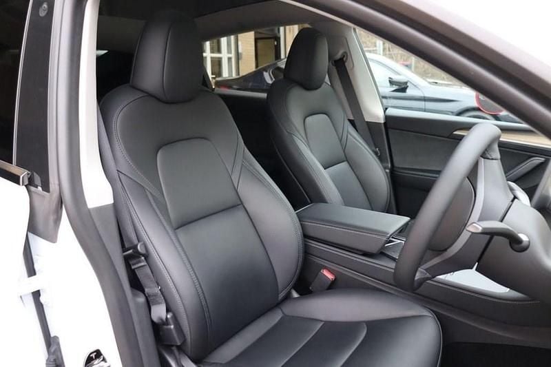 Used Tesla Model Y Performance 392 kW (534 HP) 2022 White SUV