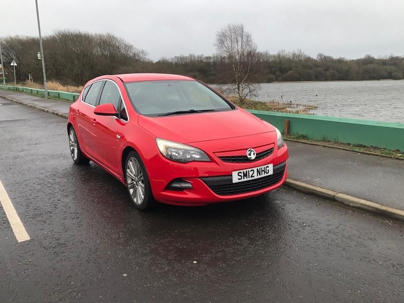 Used Vauxhall Astra SRi 2012 Red Hatchback