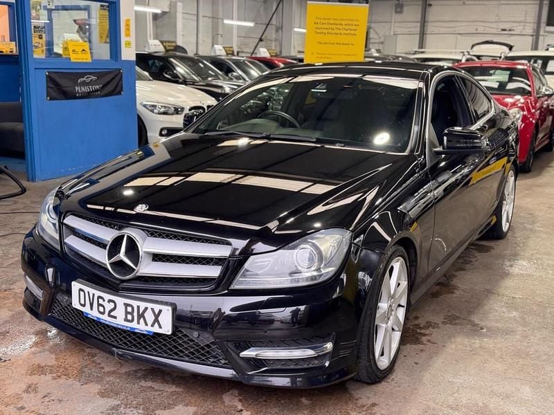 Used Mercedes C220 AMG 170 HP (125 kW) 2012 Black Coupe