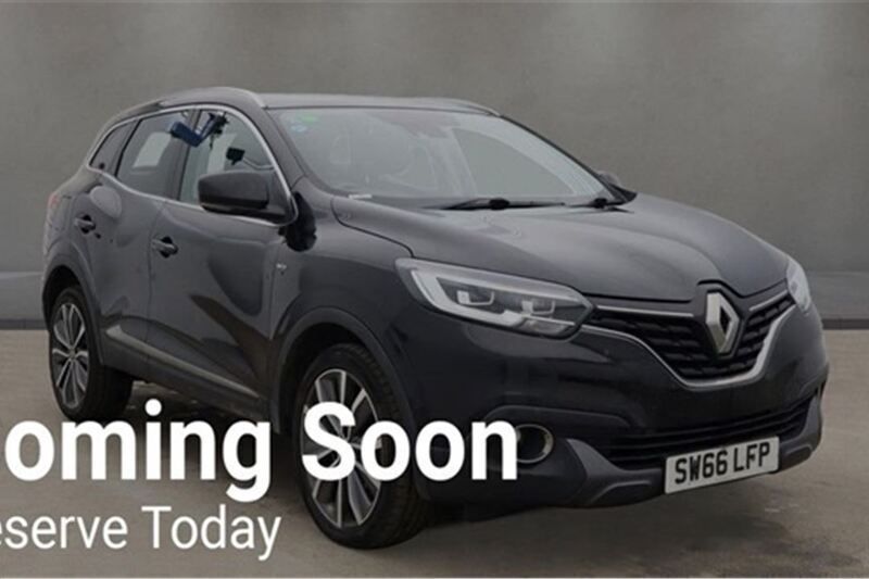 Black Used 2016 Renault Kadjar Signature SUV | £8,995 (Expensive) - Image 1/4
