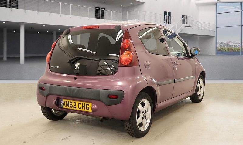 Used Peugeot 107 Allure 68 HP (50 kW) 2012 Purple Hatchback
