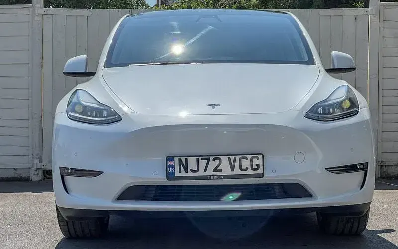 Used Tesla Model Y Long Range AWD 286 kW (389 HP) 2025 SUV