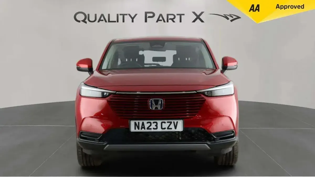 Used Honda HR-V Elegance 131 HP (96 kW) 2023 Red SUV