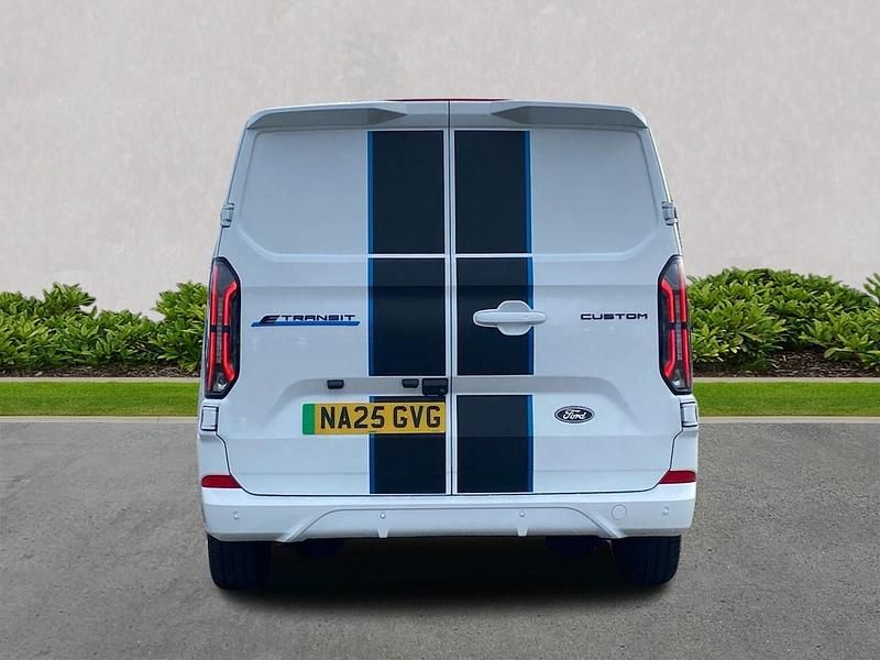 Used Ford Transit Sport 160 kW (218 HP) 2025 White Van