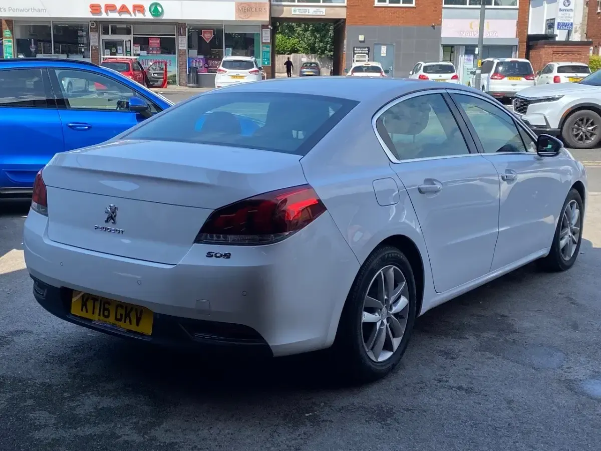 Used Peugeot 508 Active 150 HP (110 kW) 2016 White Sedan