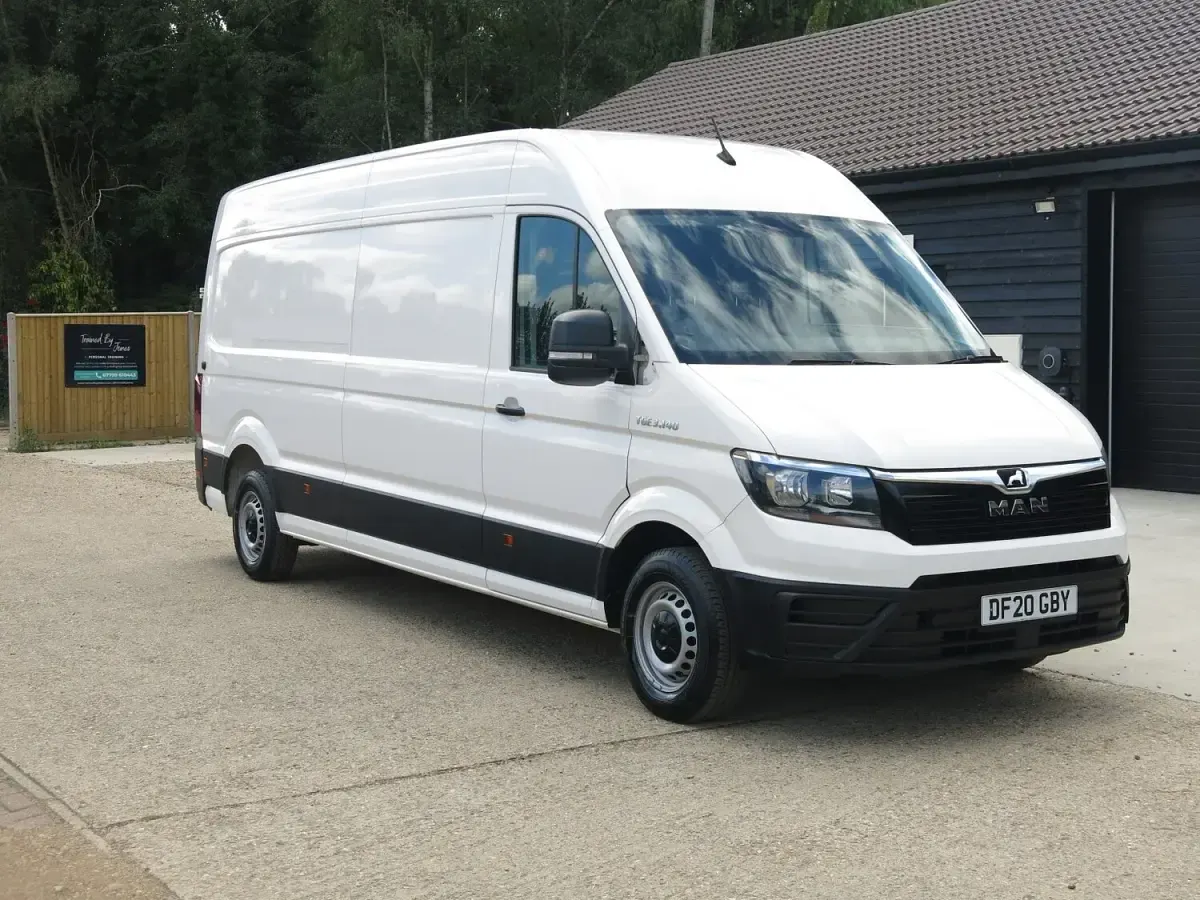 Used MAN TGE 140 HP (102 kW) 2020 White Van