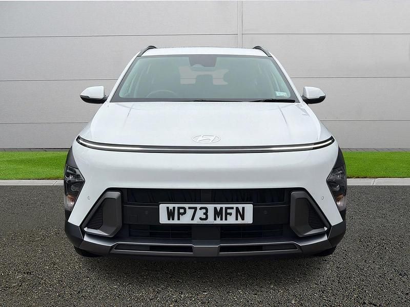 Second-hand Hyundai Kona Advanced 141 CP (103 kW) 2023 Alb SUV