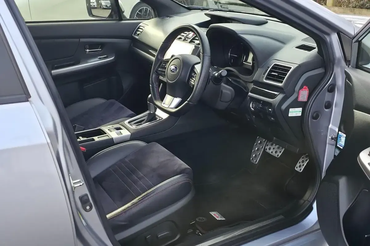 Used Subaru WRX STI GT 300 HP (220 kW) 2015 Silver Sedan