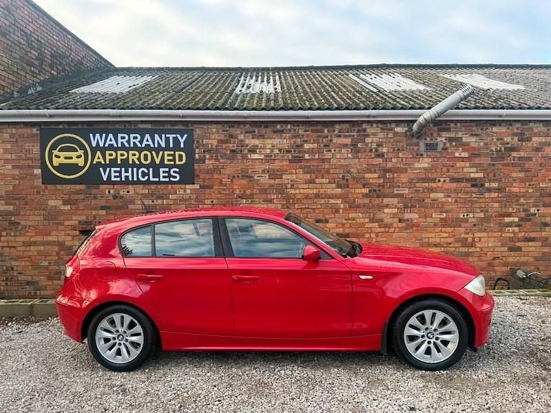 Used BMW 120 Comfort Edition 2006 Red Hatchback