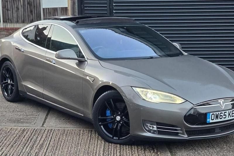 Used 2015 Tesla Model S Hatchback | £12,795 - Image 1/1