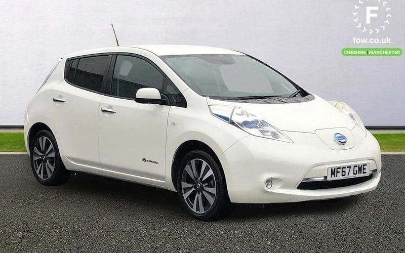 Used Nissan Leaf Tekna 80 kW (109 HP) 2017 White Hatchback