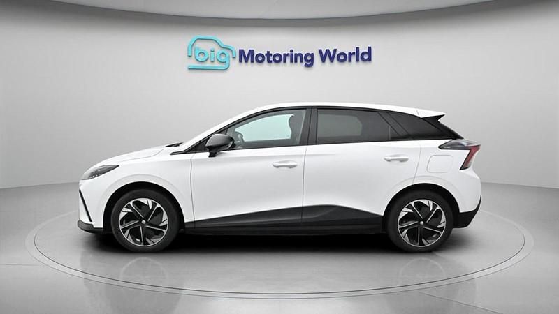 Used MG MG4 EV Trophy 319 kW (435 HP) 2023 Hatchback
