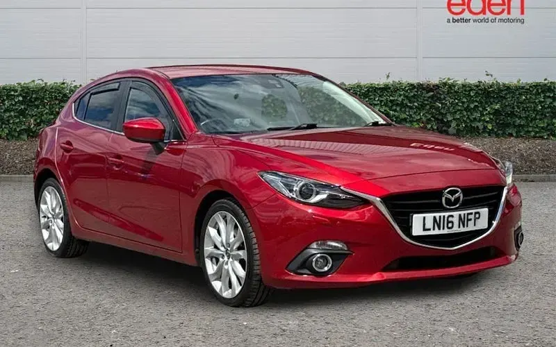 Used Mazda 3 Inclusive 120 HP (88 kW) 2016 Hatchback