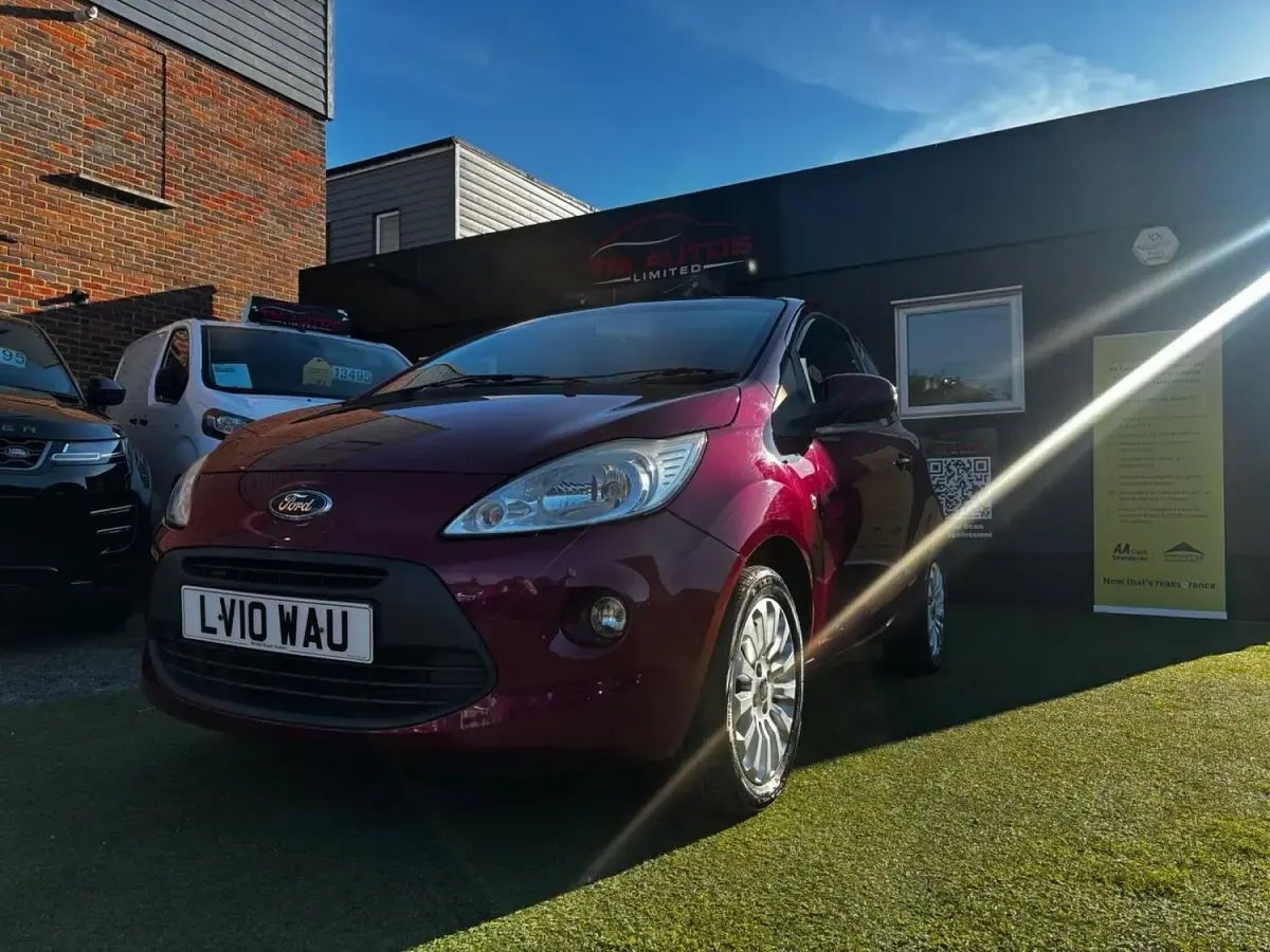 Used Ford Ka Zetec 69 HP (50 kW) 2010 Red Hatchback