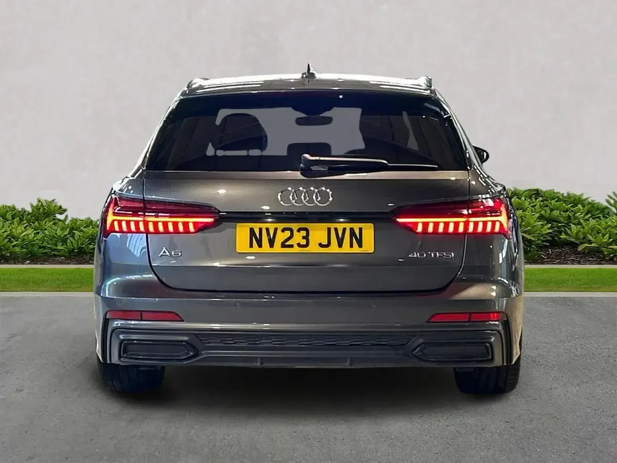 Used Audi A6 Black Edition 200 HP (147 kW) 2023 Grey Estate