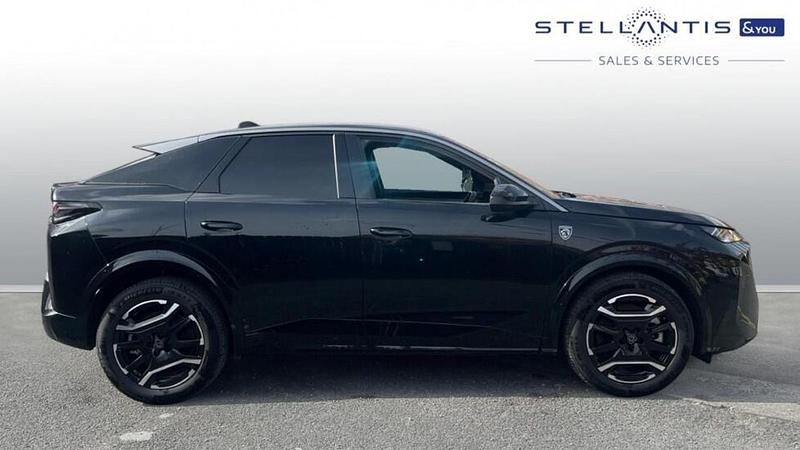 Used Peugeot e-3008 GT 152 kW (207 HP) 2025 Black SUV