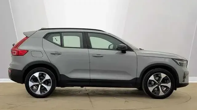 Used Volvo XC40 Plus 194 HP (142 kW) 2026 SUV