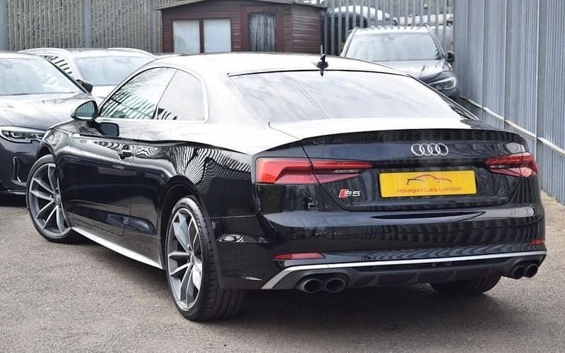 Used Audi S5 Design 354 HP (260 kW) 2017 Black Coupe