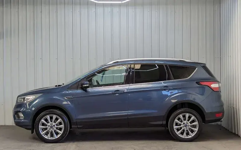 Used Ford Kuga Titanium 120 HP (88 kW) 2019 Blue SUV