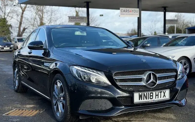 Used Mercedes C220 Premium 170 HP (125 kW) 2018 Sedan