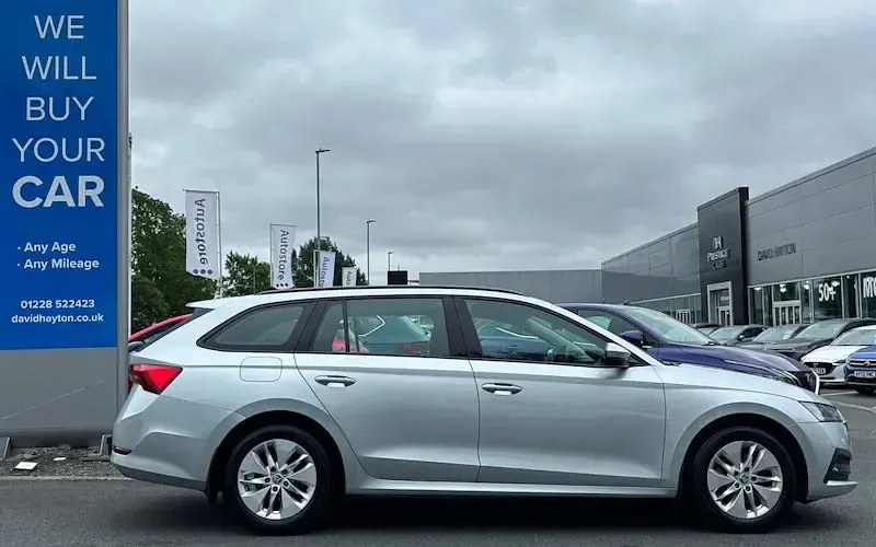 Used Skoda Octavia SE 150 HP (110 kW) 2024 Estate