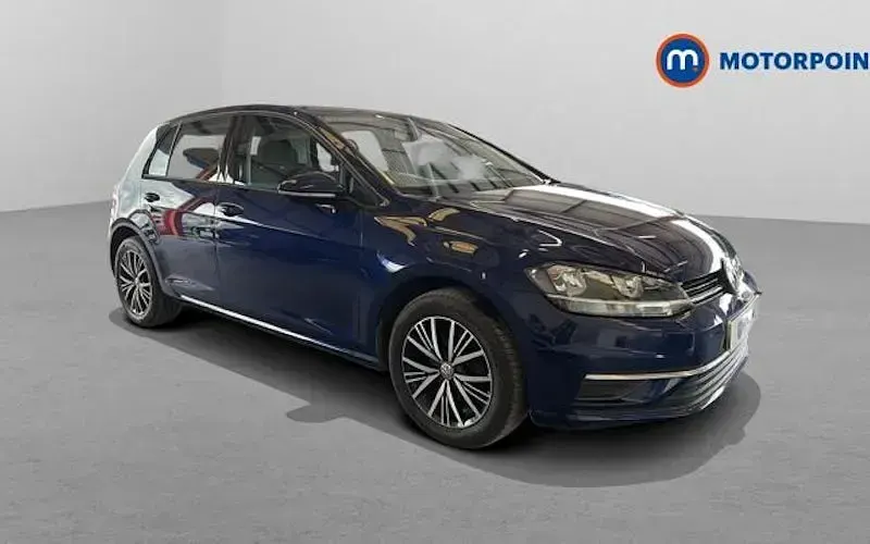 Used VW Golf VII SE 110 HP (80 kW) 2018 Hatchback