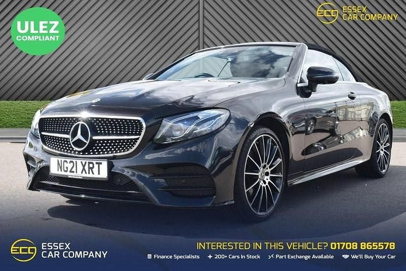 Begagnad Mercedes E220 AMG line 2021 Svart Cab