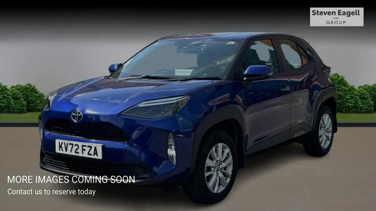 Used Toyota Yaris 2022 Blue Hatchback