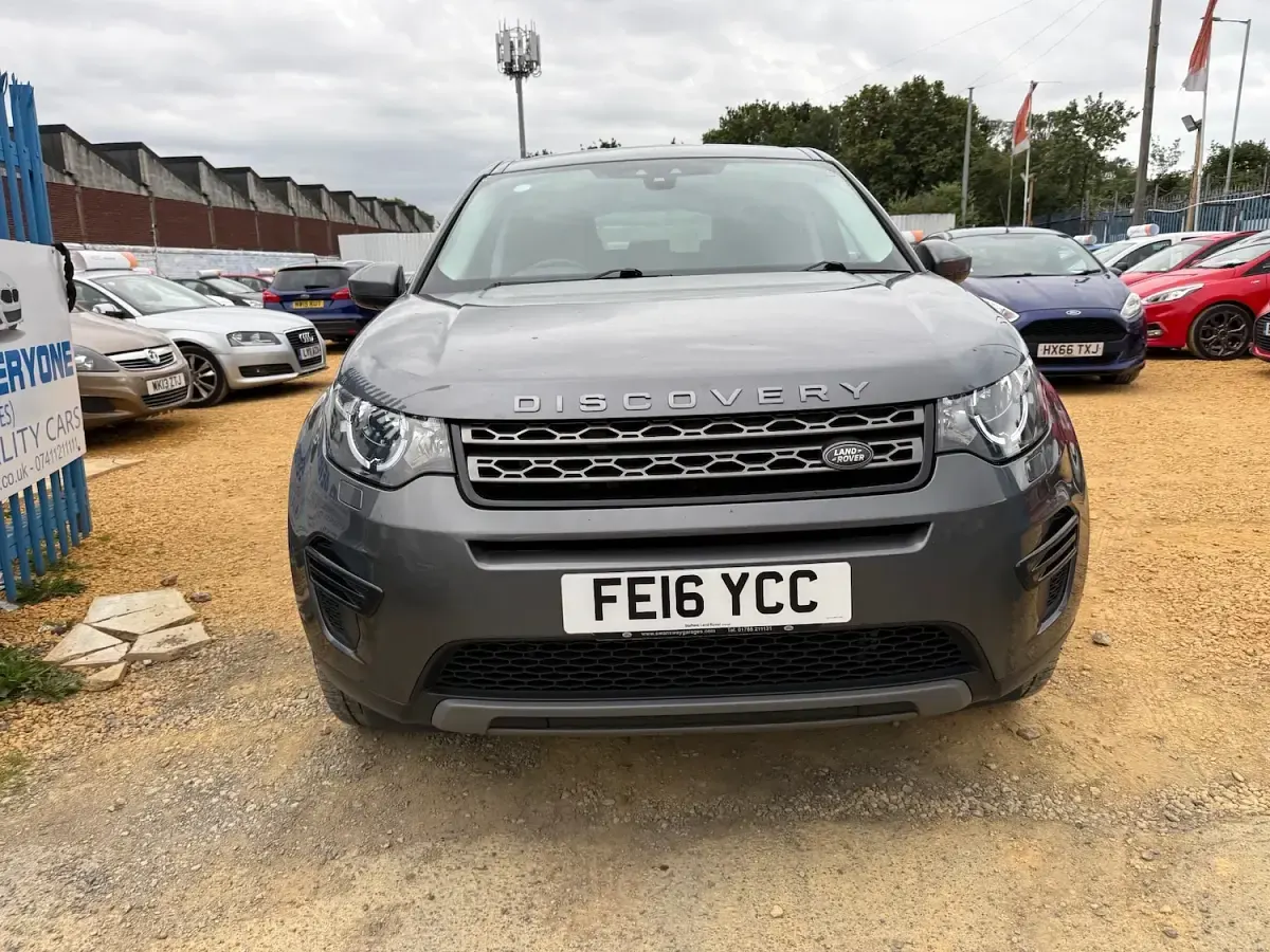 Used Land Rover Discovery Sport SE 180 HP (132 kW) 2016 Grey SUV