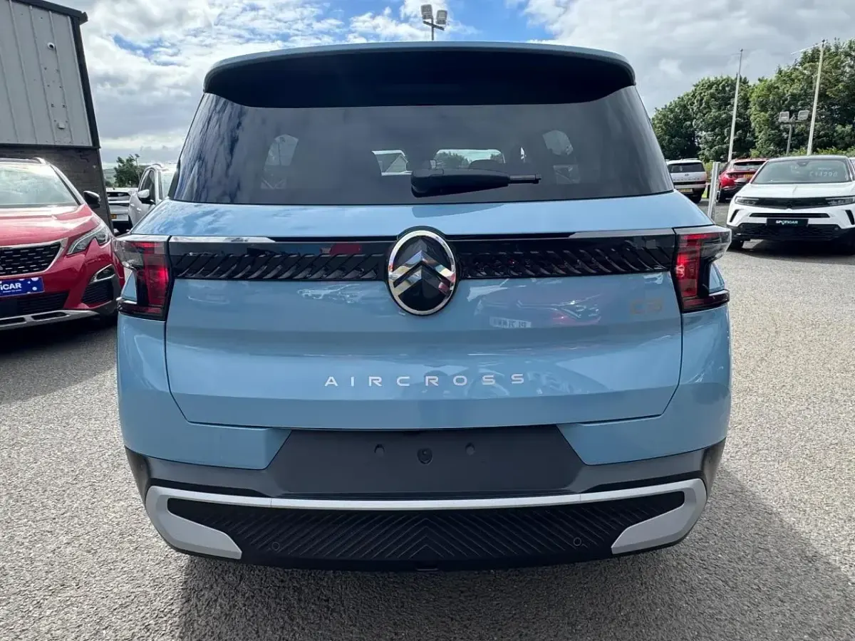 New Citroën C3 Aircross 99 HP (72 kW) 2026 Blue SUV