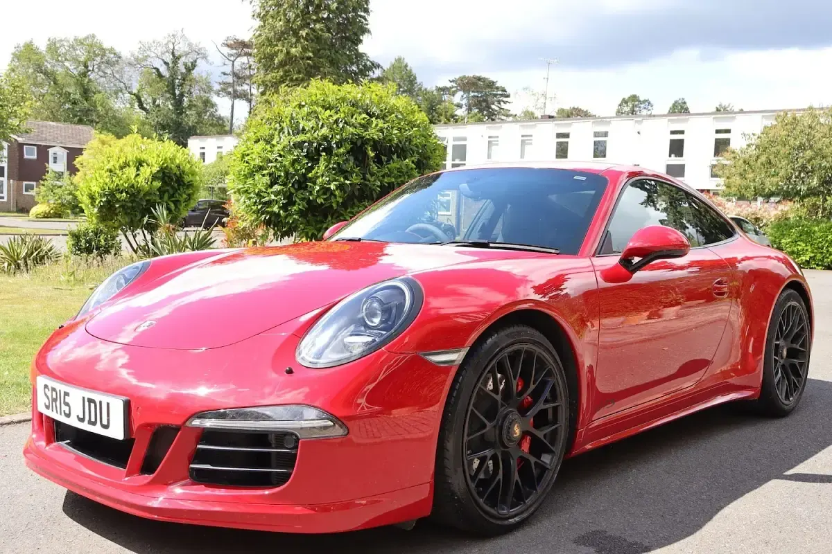 Used Porsche 911 Carrera 4 GTS 430 HP (316 kW) 2015 Red Coupe