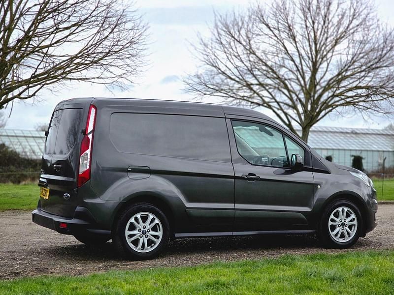 Used Ford Transit Connect Limited 120 HP (88 kW) 2019 Grey MPV