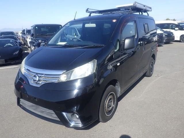 Used Nissan NV200 Premium Edition 110 HP (80 kW) 2014 Black MPV