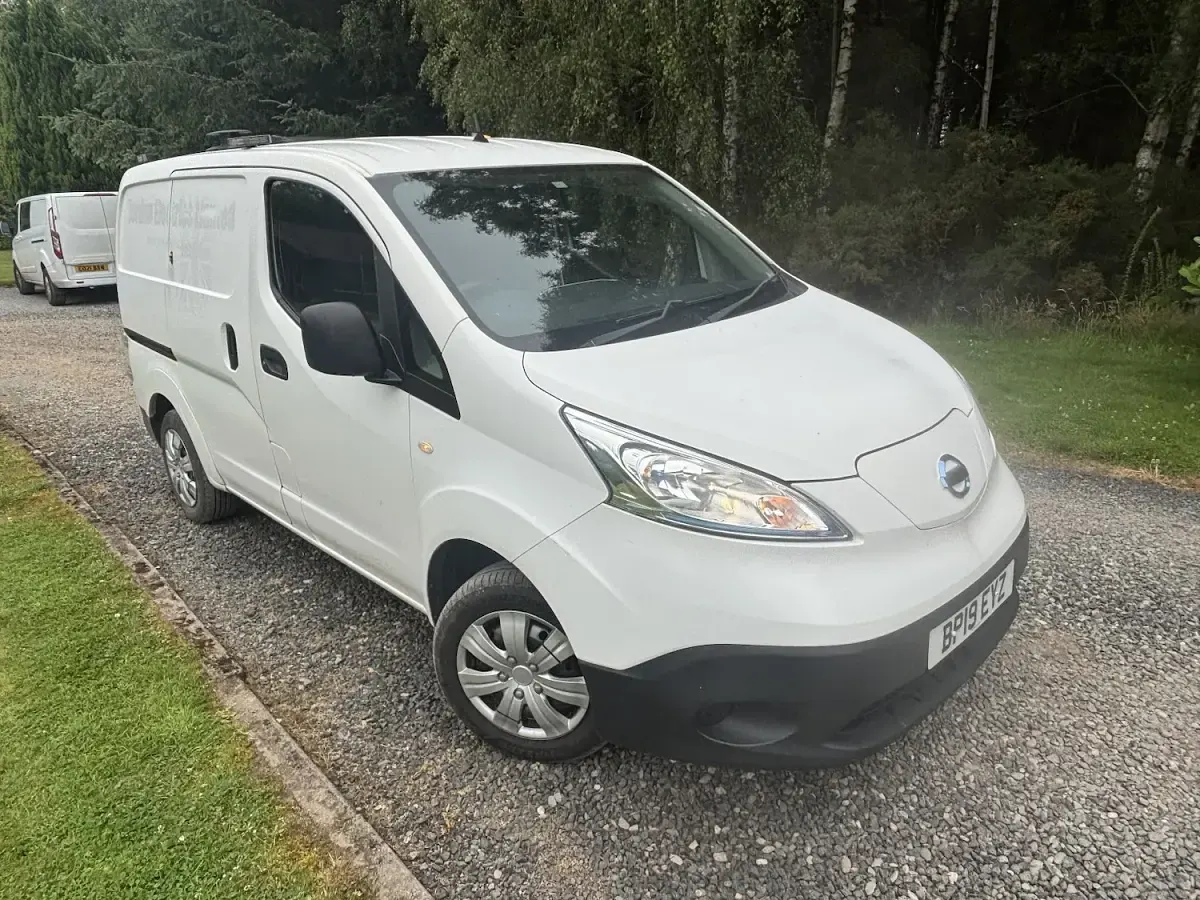 Used Nissan e-NV200 Acenta 80 kW (109 HP) 2019 White MPV