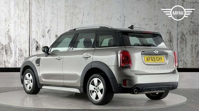 Used Mini Cooper Countryman Classic 134 HP (98 kW) 2019 Silver SUV